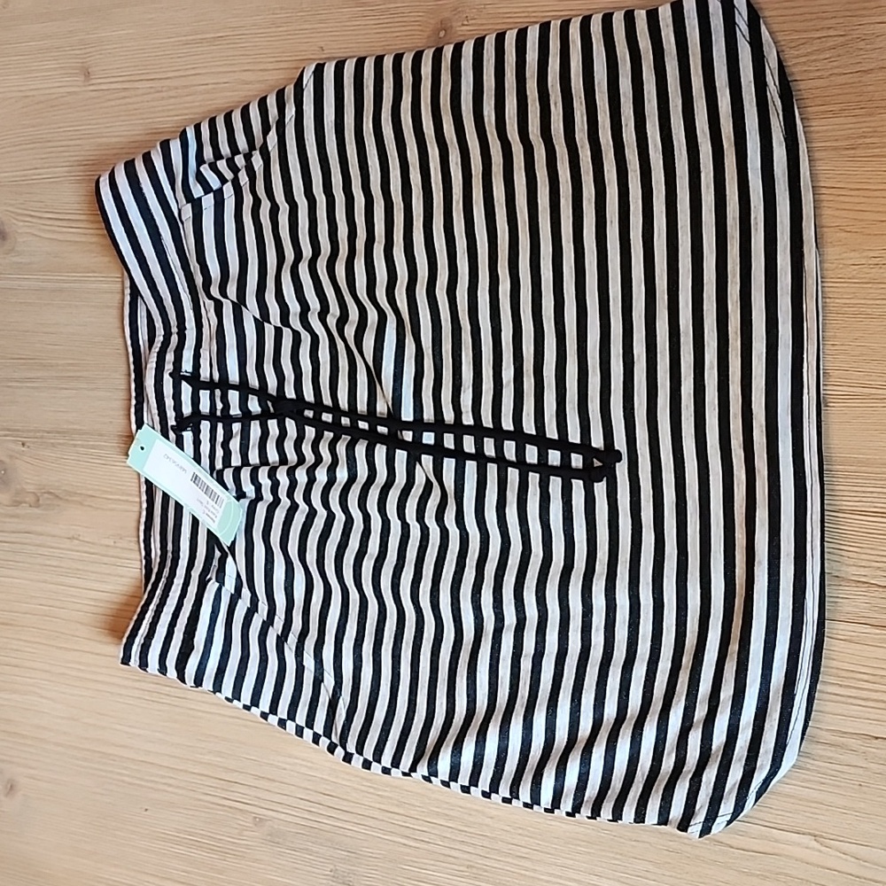 Renee C Black and Gray Knit Skirt